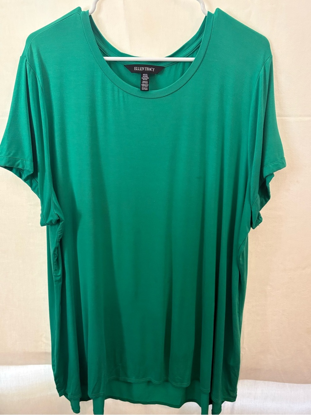 Ellen Tracy Teal Green Short Sleeve Crewneck Top